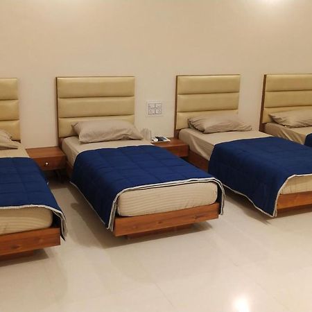 Hotel Kailash Virpur エクステリア 写真