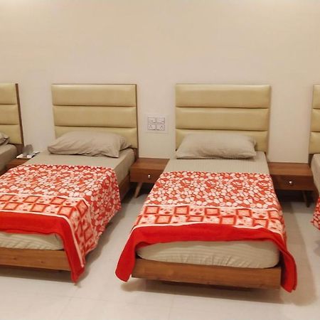 Hotel Kailash Virpur エクステリア 写真
